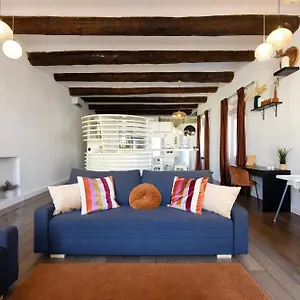 https://loft-vieux-port.fr-provencehotel.com